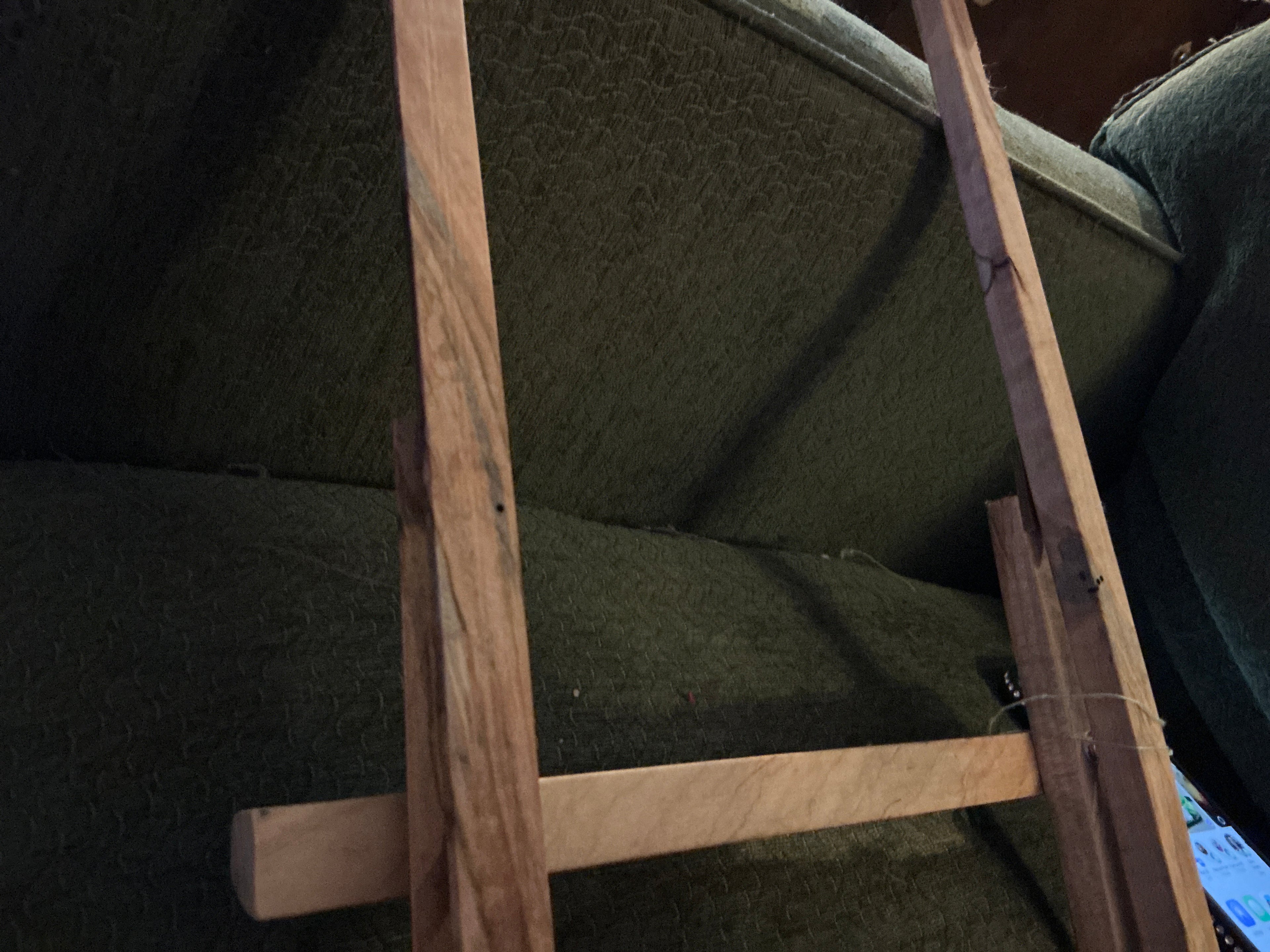 20” Tapestry Loom - Ambrosia Maple